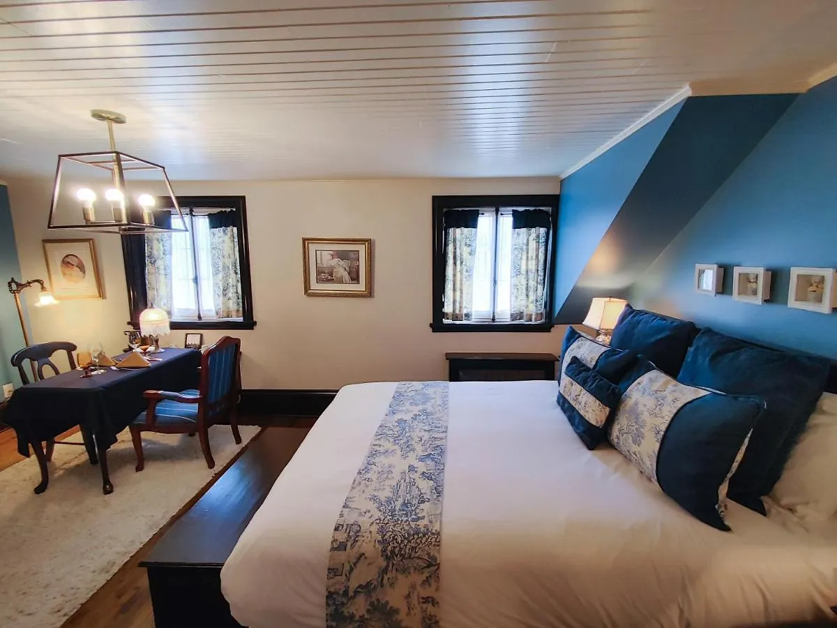Le Clos Saint-Louis Quebec City Hotel