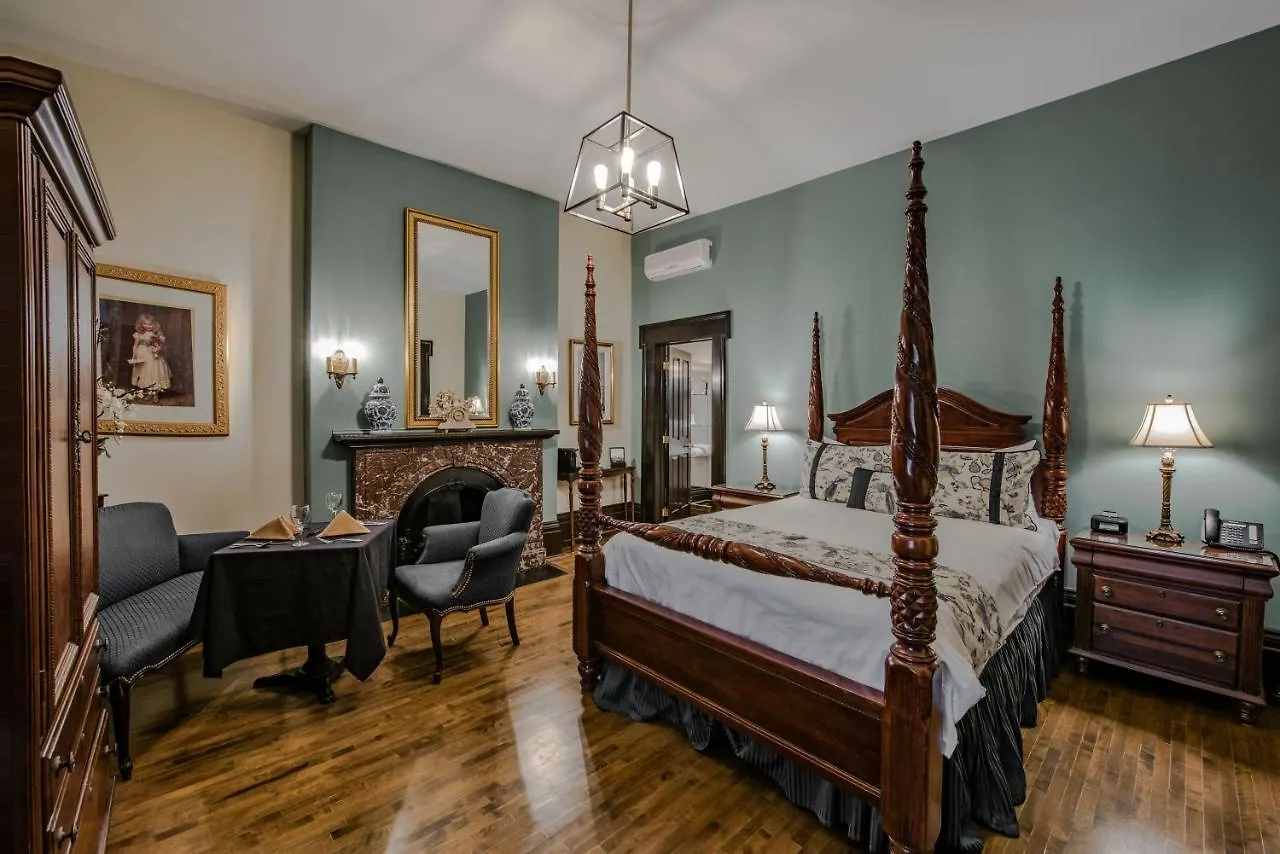 Hotel Le Clos Saint-Louis Quebec City