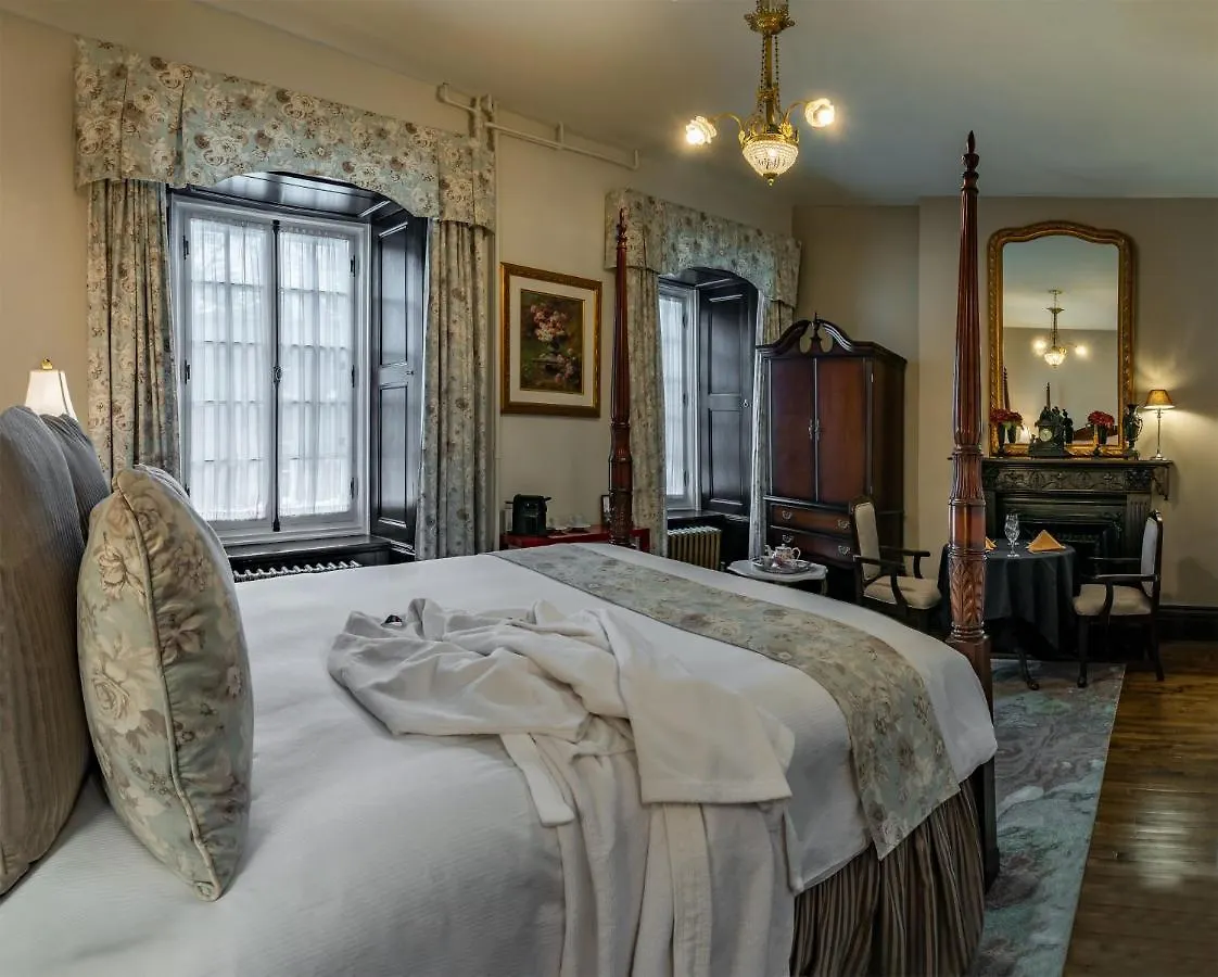 Le Clos Saint-Louis Quebec City 3*,  Canada