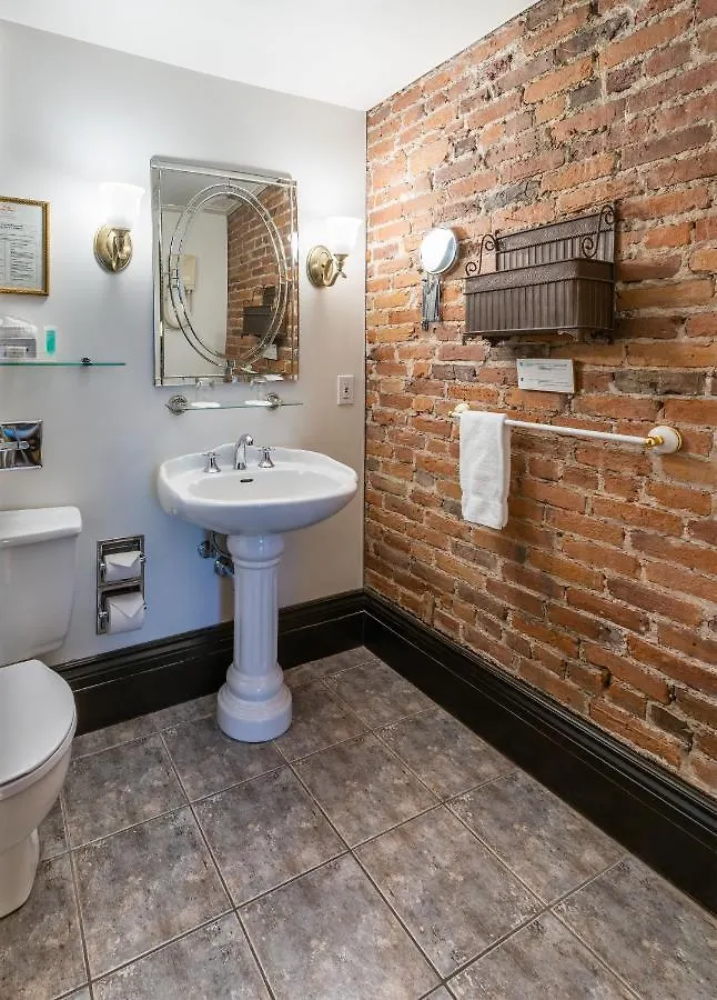 Le Clos Saint-Louis Quebec City Hotel