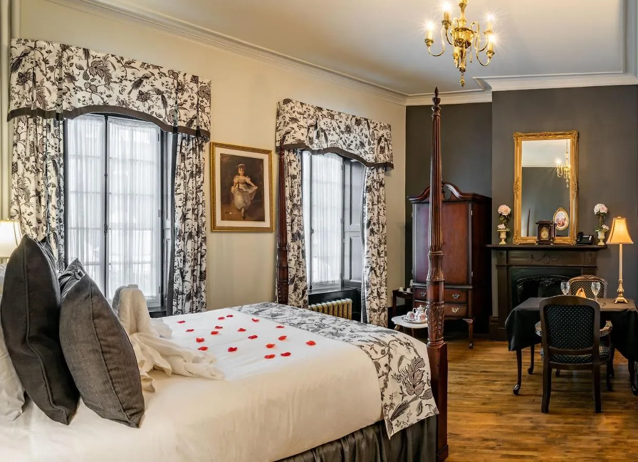 Le Clos Saint-Louis Quebec City 3*,  Canada